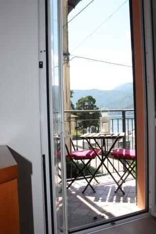 In centro Ca' Leandro Vista lago Lierna Esterno foto