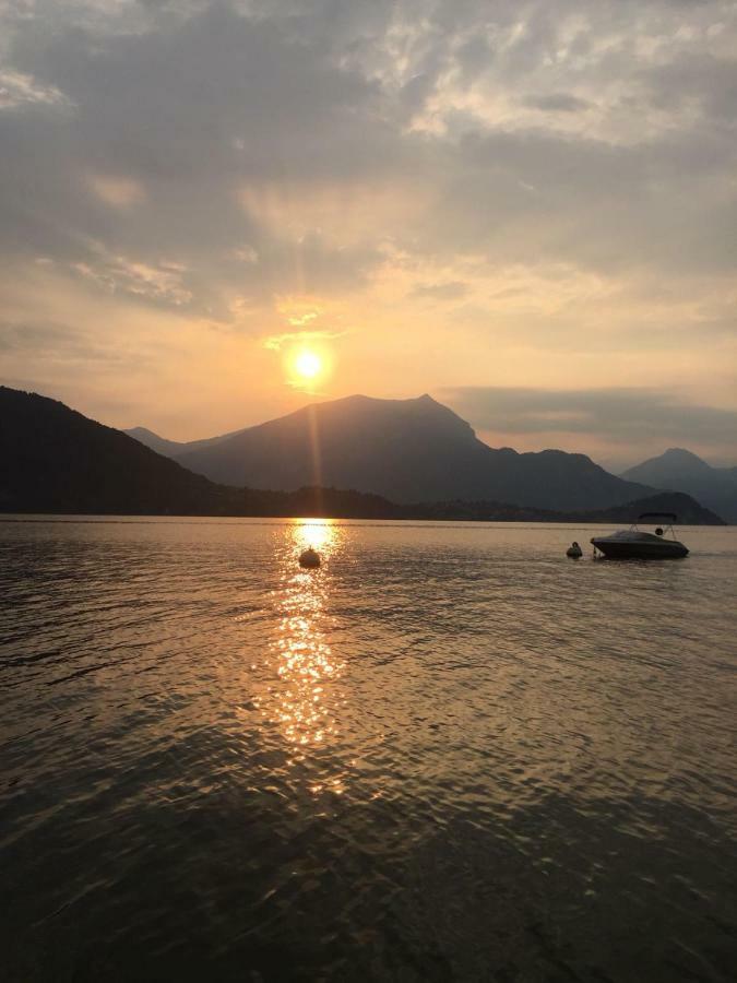 In centro Ca' Leandro Vista lago Lierna Esterno foto